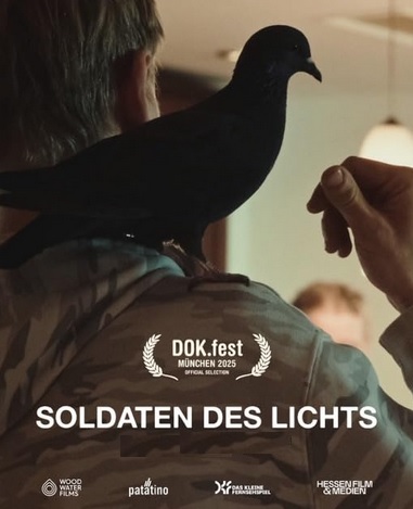 Filmplakat Soldaten des Lichts - Von Pandemieleugnern, Geisterheilern und Reichsbürgern!